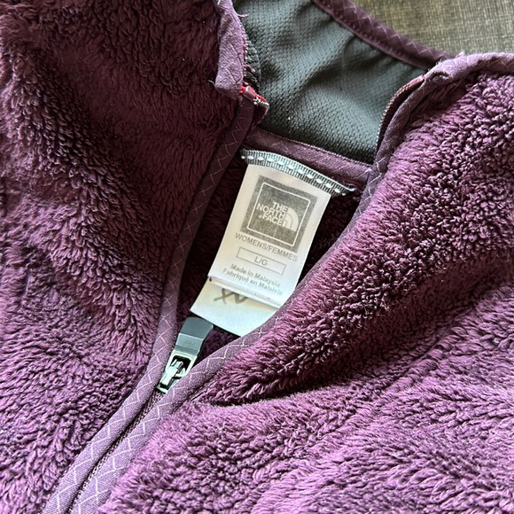 The North Face Sherpa Fleece Pull Over - Picture 5 of 6